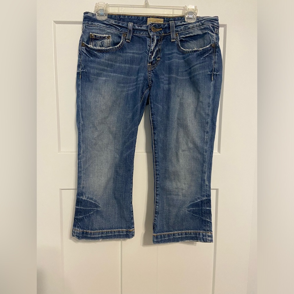BKE denim distressed capris size 28